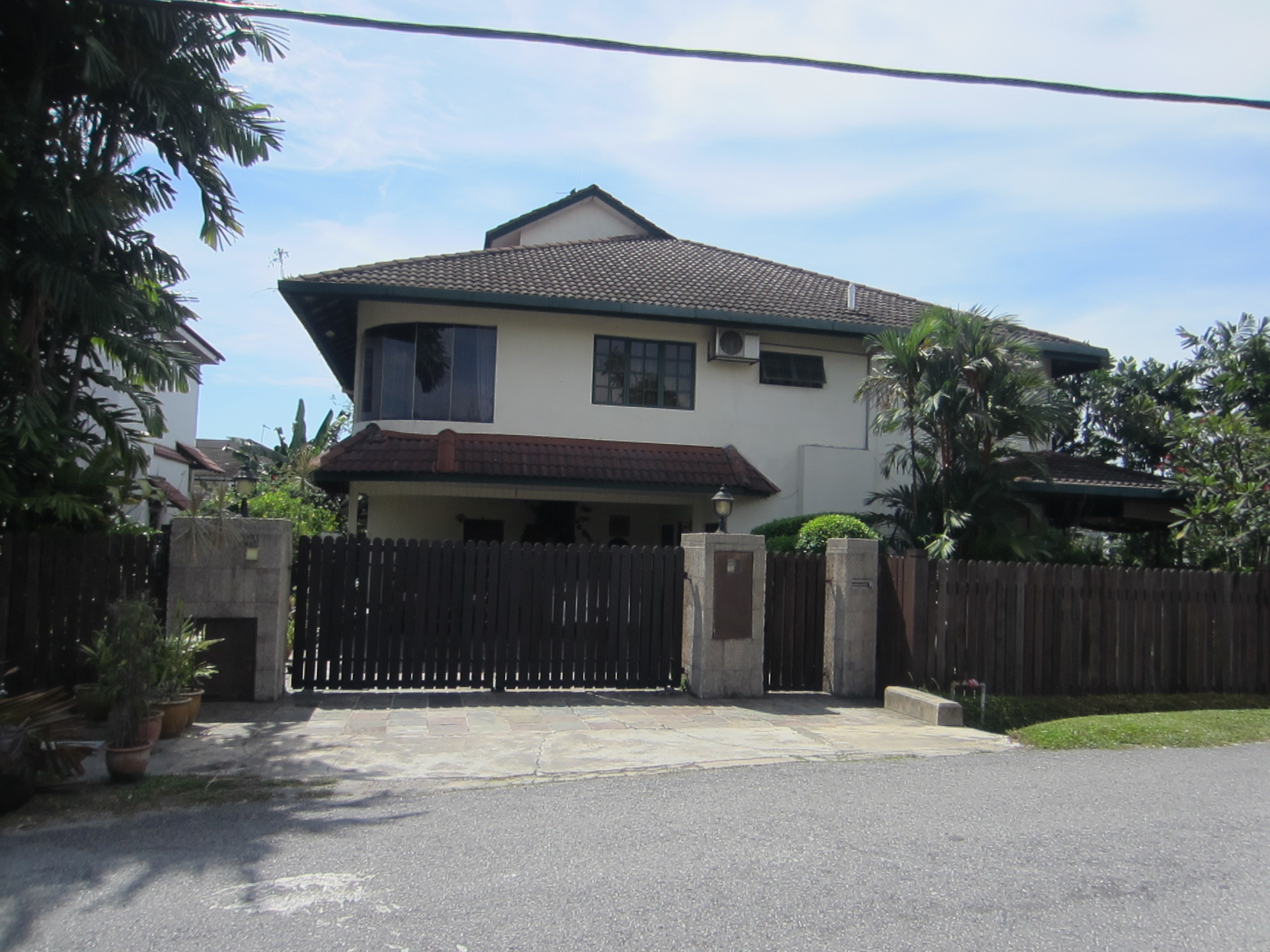 2 Storey Bungalow for Sale at SS1, Kg Tunku (Move-In)