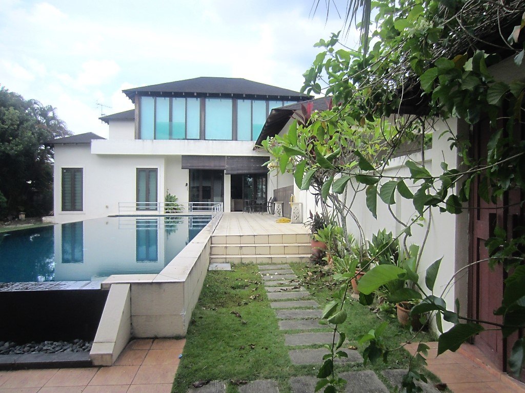 Balinese Bungalow House for Sale Section 5 Gasing Petaling Jaya